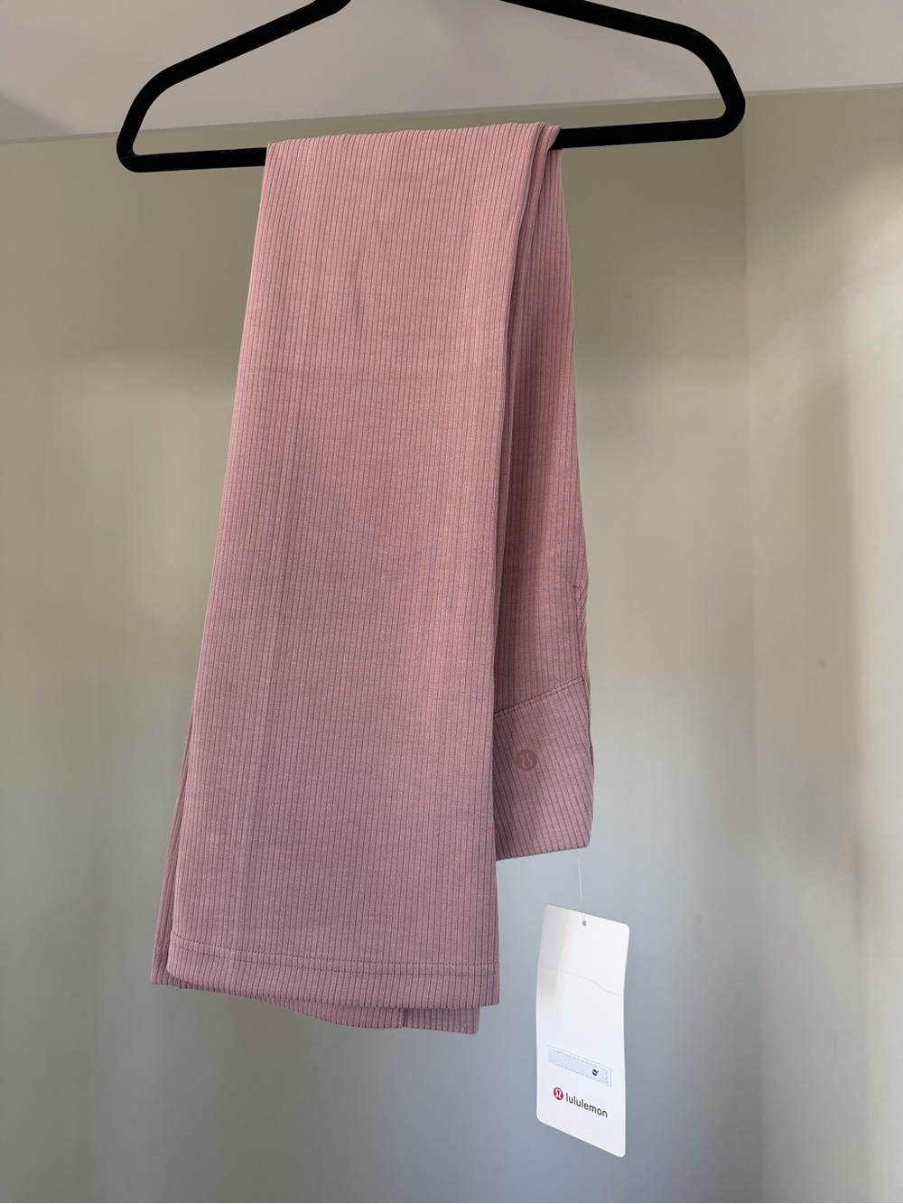 NWT lululemon athletica Women’s Ribbed Softstreme Flared Pant